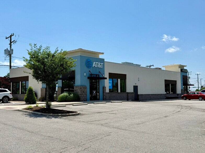 2800 Virginia Beach Blvd, Virginia Beach, VA à louer - Photo de l’immeuble – Image 3 sur 12