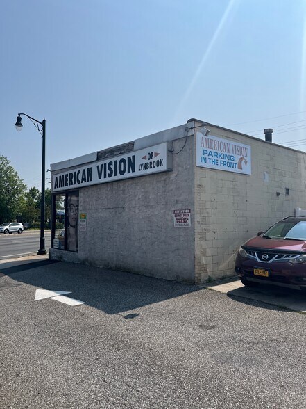 91 Broadway, Lynbrook, NY à vendre - Photo de l’immeuble – Image 3 sur 6
