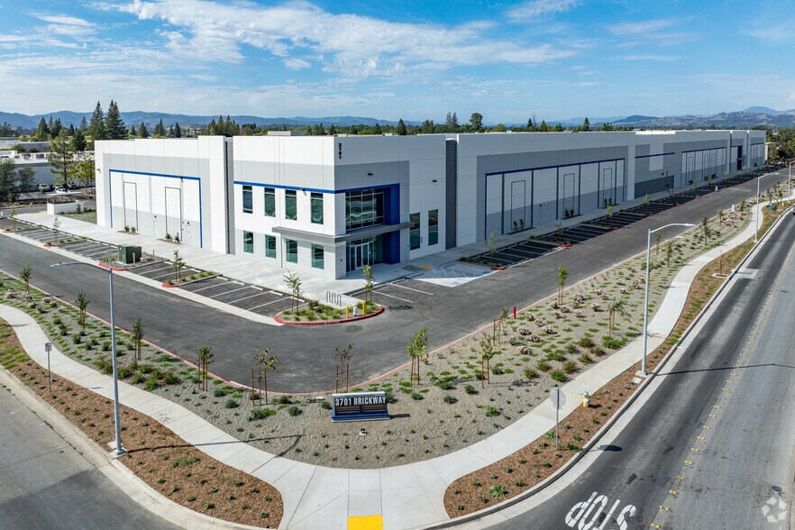 Brickway Boulevard & Copperhill Parkway, Santa Rosa, CA à louer - Aérien – Image 3 sur 3
