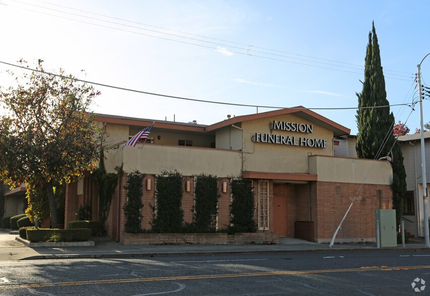 22297 Mission Blvd, Hayward, CA à vendre - Photo de l’immeuble – Image 3 sur 14