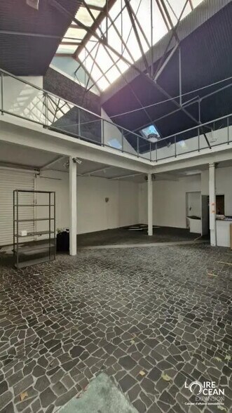 Local commercial dans La Baule-Escoublac à louer - Photo de l’immeuble – Image 3 sur 13