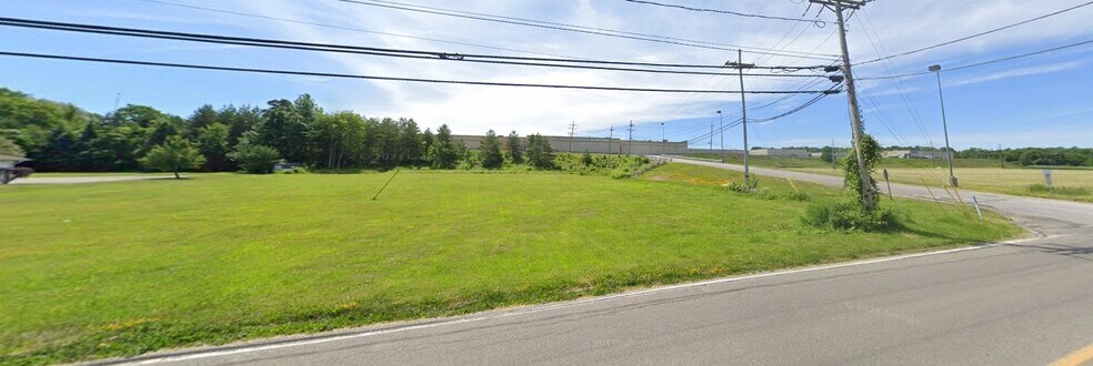 2201 Keystone Dr, Erie, PA à vendre - Photo de l’immeuble – Image 3 sur 8