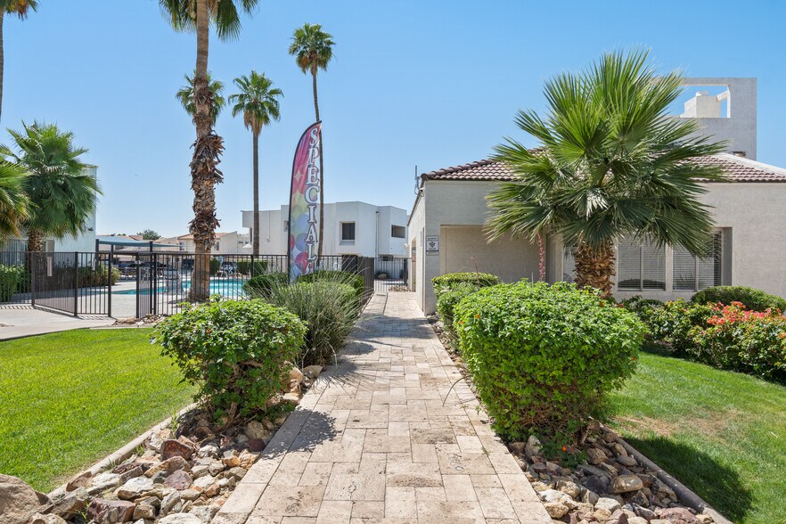 4030 N 44th Ave, Phoenix, AZ à vendre - Photo de l’immeuble – Image 3 sur 13