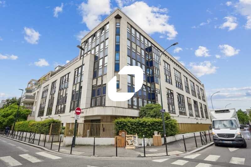 Bureau dans Clichy à louer - Photo de l’immeuble – Image 1 sur 14