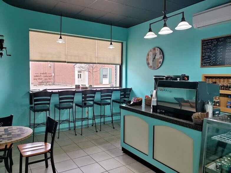 114 N Elm St, Cresco, IA à vendre - Photo de l’immeuble – Image 3 sur 10