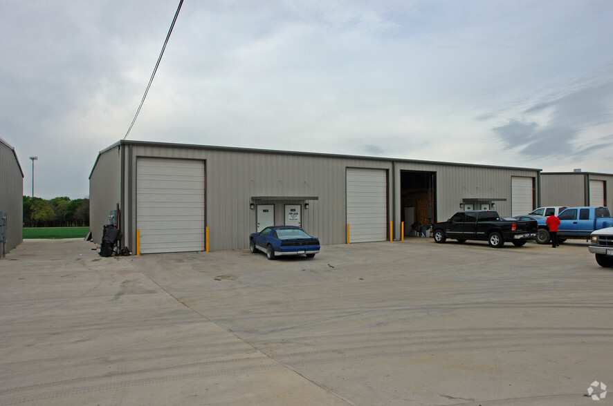 1500 Bruce Way, Seagoville, TX à louer - Photo principale – Image 3 sur 10