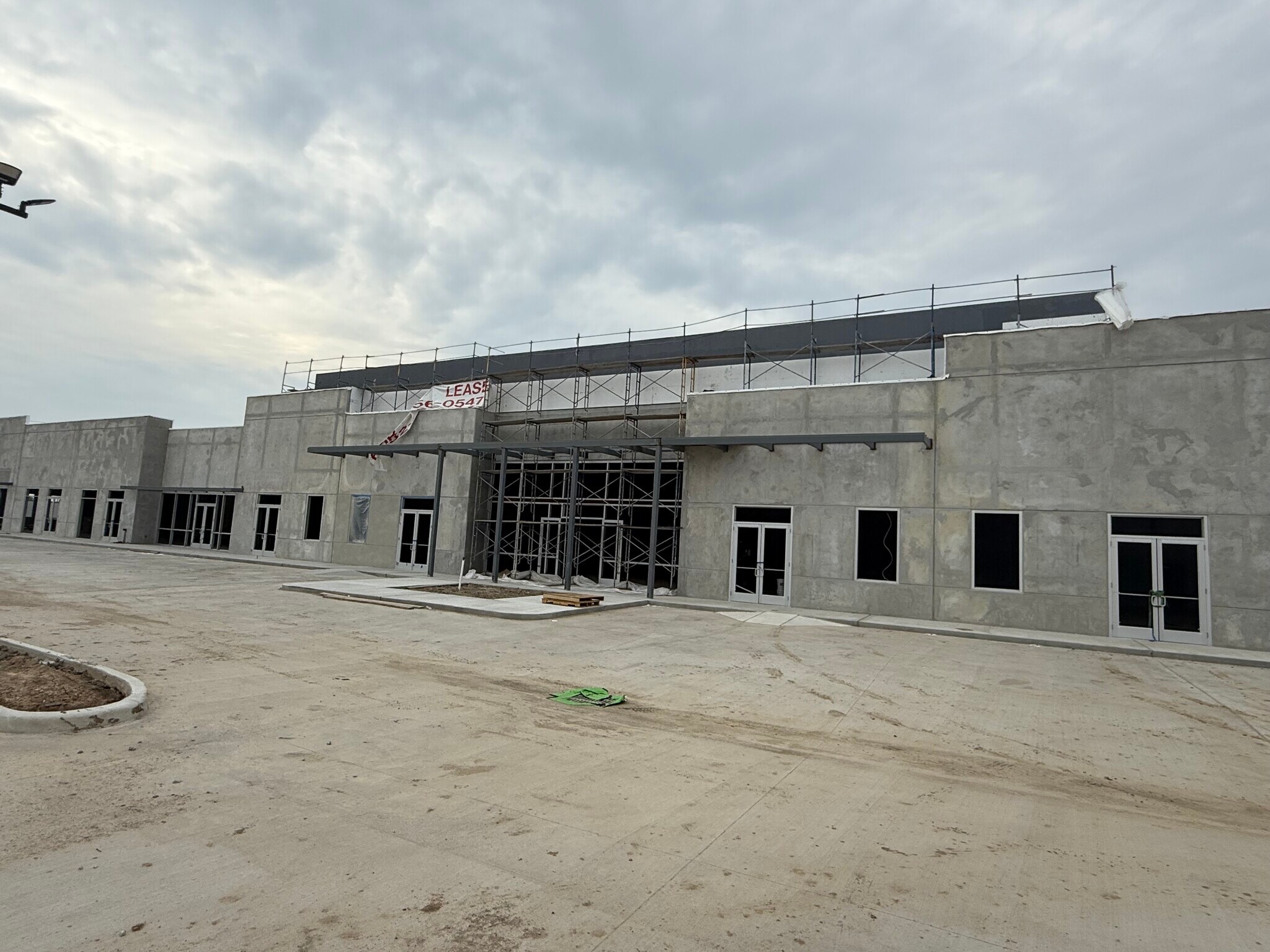 1320 W League City Pky, League City, TX à louer Photo de l’immeuble– Image 1 sur 17