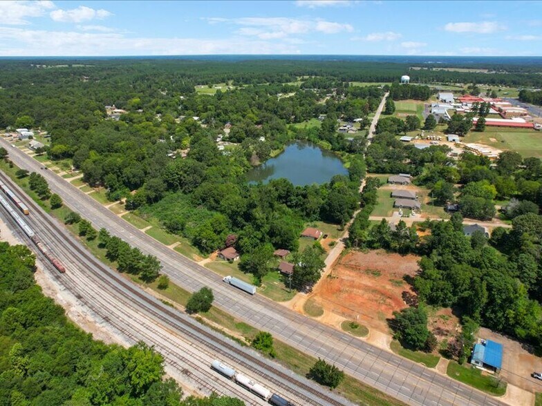 510 W First St, Hughes Springs, TX à vendre - Aérien – Image 1 sur 8