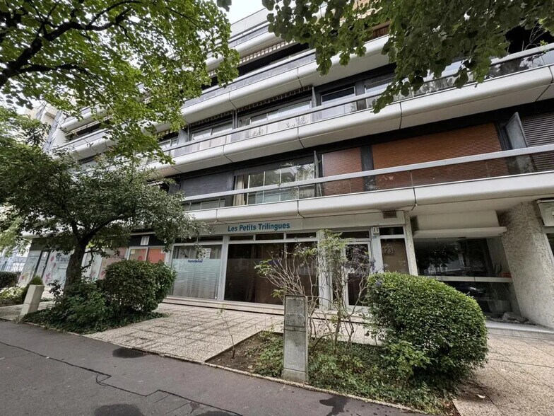 Local commercial dans Boulogne-Billancourt à louer - Photo de l’immeuble – Image 1 sur 13