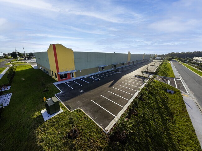 Plus de détails pour 3955 Anchuca Dr, Lakeland, FL - Industriel/Logistique à louer