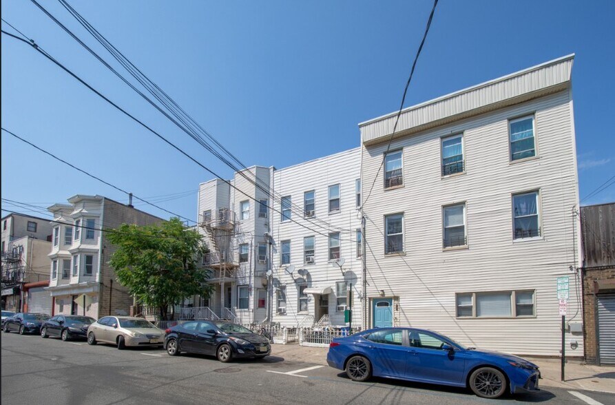 Union City Portfolio portefeuille de 3 biens à vendre sur LoopNet.fr - Photo de l’immeuble – Image 2 sur 8
