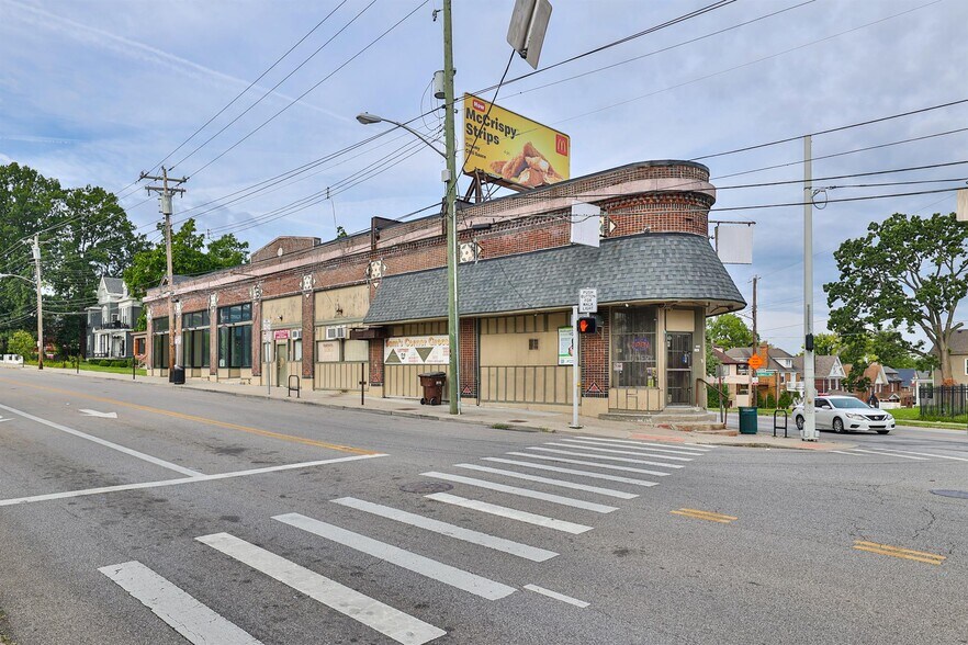 3235-3245 Woodburn Ave, Cincinnati, OH à vendre - Photo de l’immeuble – Image 2 sur 26