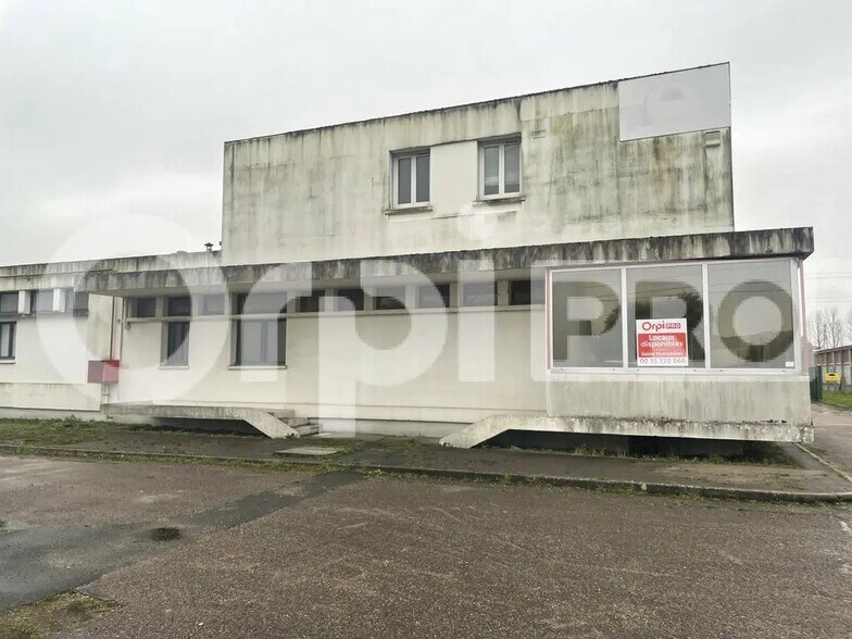 Bureau dans Sandouville à louer - Photo de l’immeuble – Image 2 sur 6