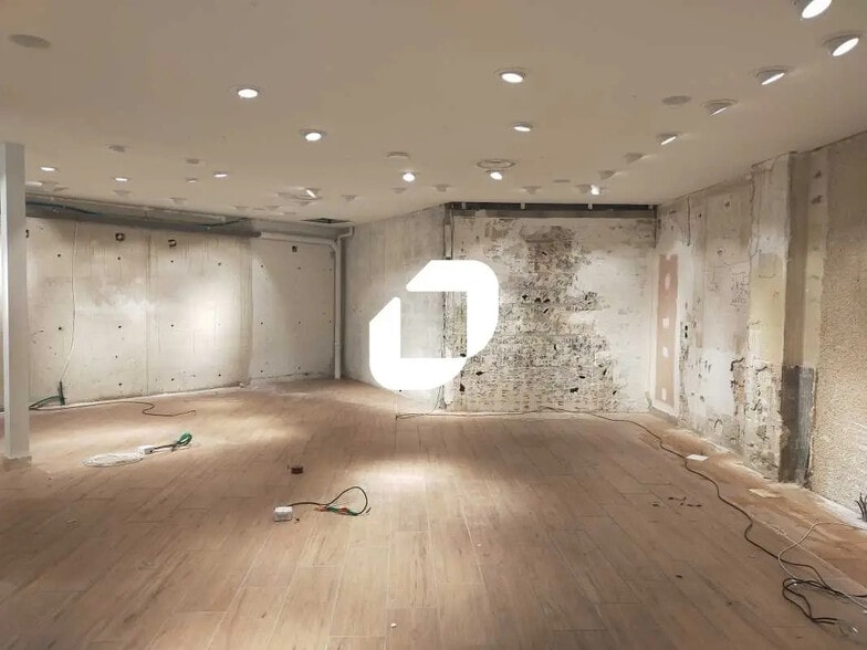 Local commercial dans Bordeaux à louer - Photo de l’immeuble – Image 3 sur 17