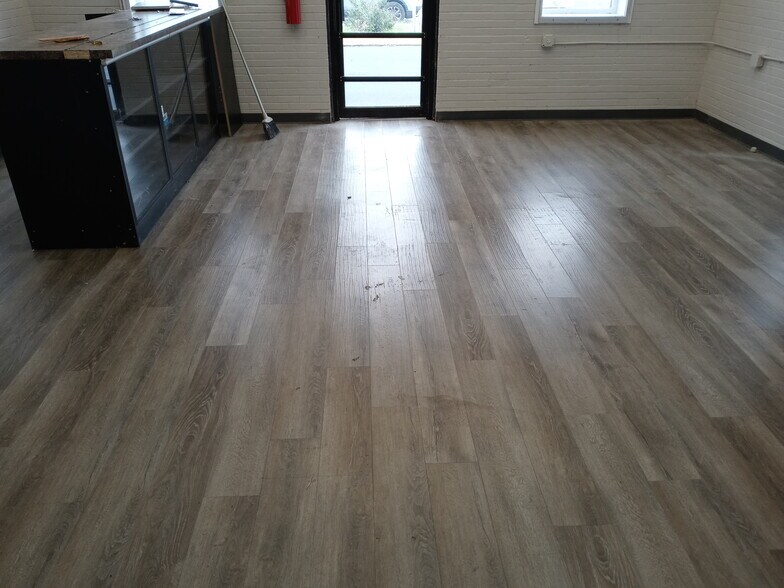 1464 Indianapolis Blvd, Whiting, IN à louer - Photo intérieure – Image 3 sur 3