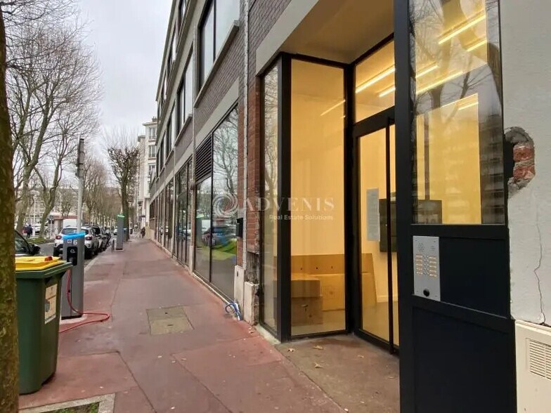 Bureau dans Montrouge à vendre - Photo de l’immeuble – Image 3 sur 12