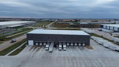 10000 6th St SW, Cedar Rapids, IA à louer Photo intérieure– Image 1 sur 6