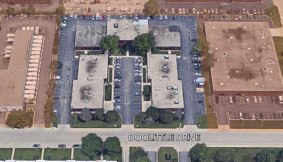 3150-3210 Doolittle Dr, Northbrook, IL à louer - Photo de l’immeuble – Image 3 sur 4