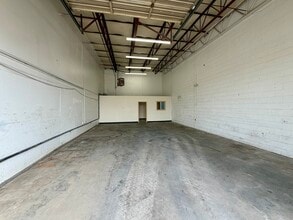 6505 Pulaski Hwy, Rosedale, MD à louer Photo intérieure– Image 2 sur 5