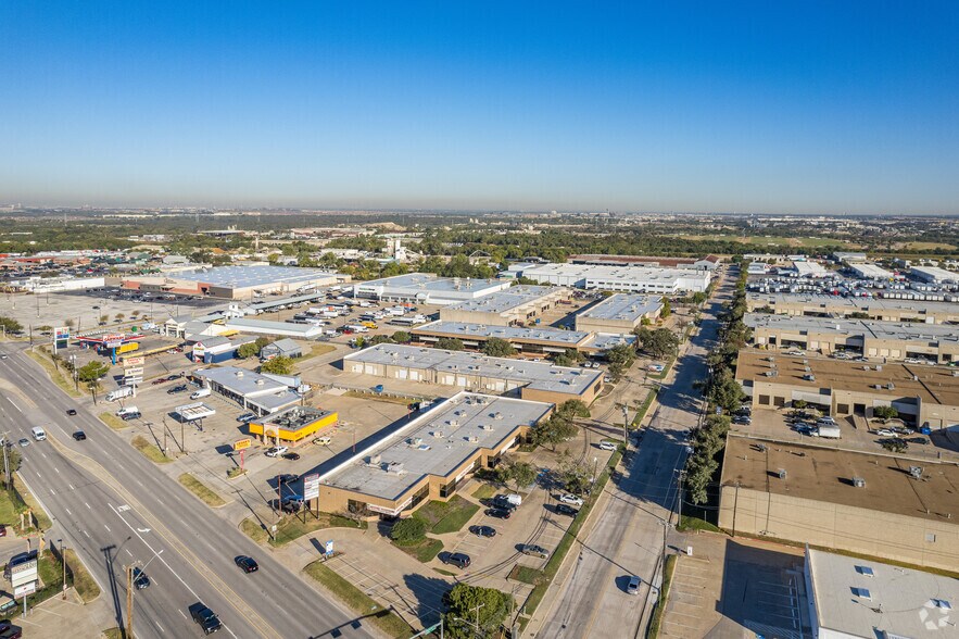 10525 Newkirk St, Dallas, TX à louer - Aérien – Image 3 sur 4