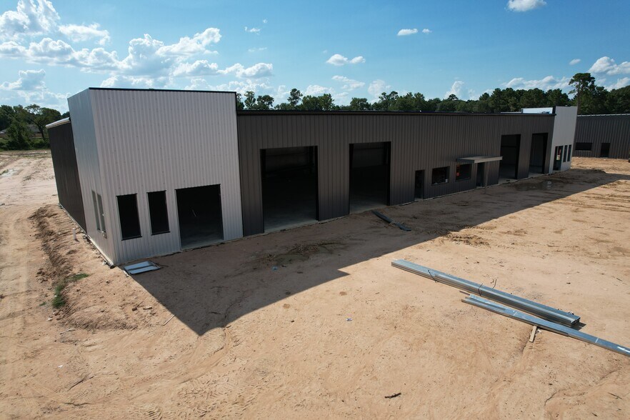 9200 Carraway Ln, Magnolia, TX à louer - Photo de l’immeuble – Image 3 sur 10