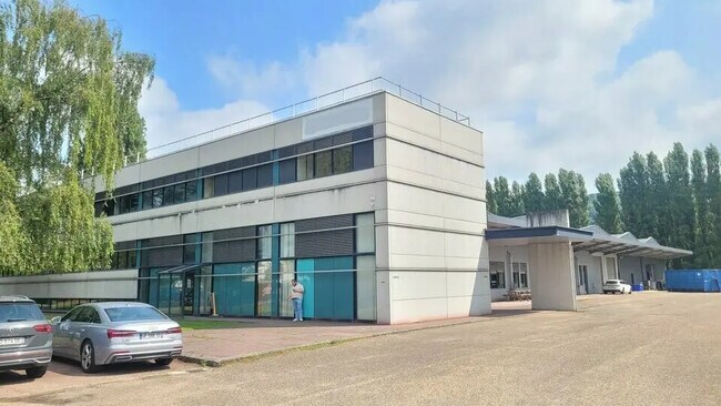 Plus de détails pour Bureau, Industriel/Logistique à louer