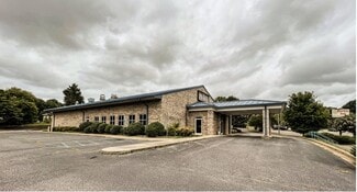 Plus de détails pour 2006 S Sterling St, Morganton, NC - Local commercial à vendre