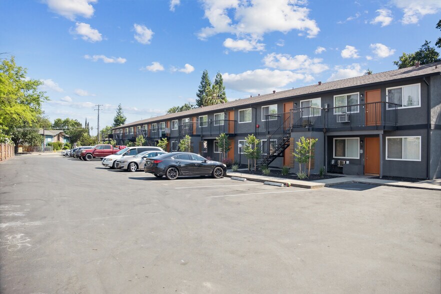 3831-3835 Annadale Ln, Sacramento, CA à vendre - Photo de l’immeuble – Image 3 sur 22