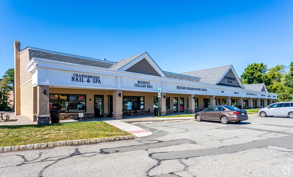 263 Changebridge Rd, Pine Brook, NJ à louer - Photo de l’immeuble – Image 2 sur 10