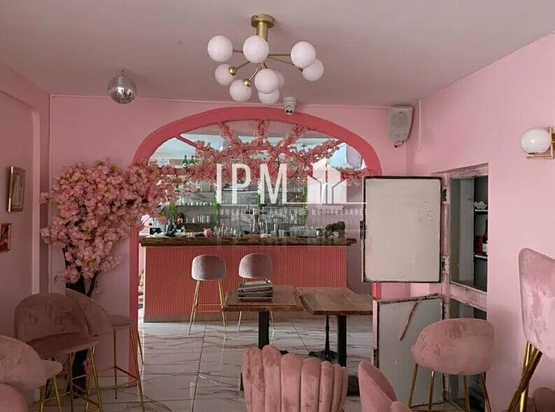 Local commercial dans Toulon à louer - Photo de l’immeuble – Image 1 sur 7