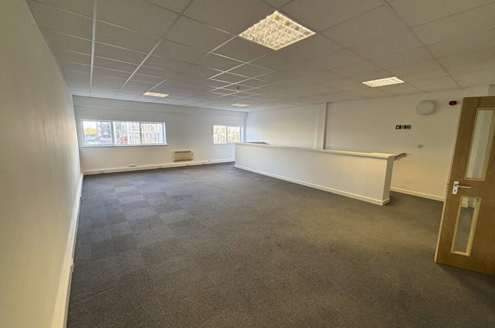 Downsview Rd, Wantage, OXF OX12 9FA - Lot 3 - - Photo intérieure - Image 2 of 5