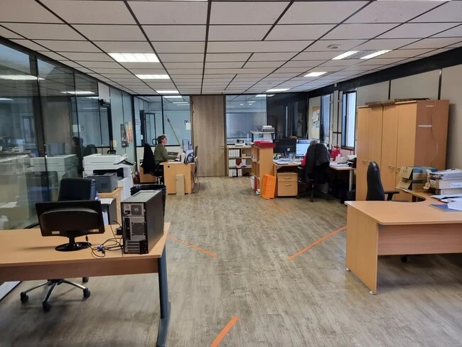 Plus de détails pour Industriel/Logistique à vendre