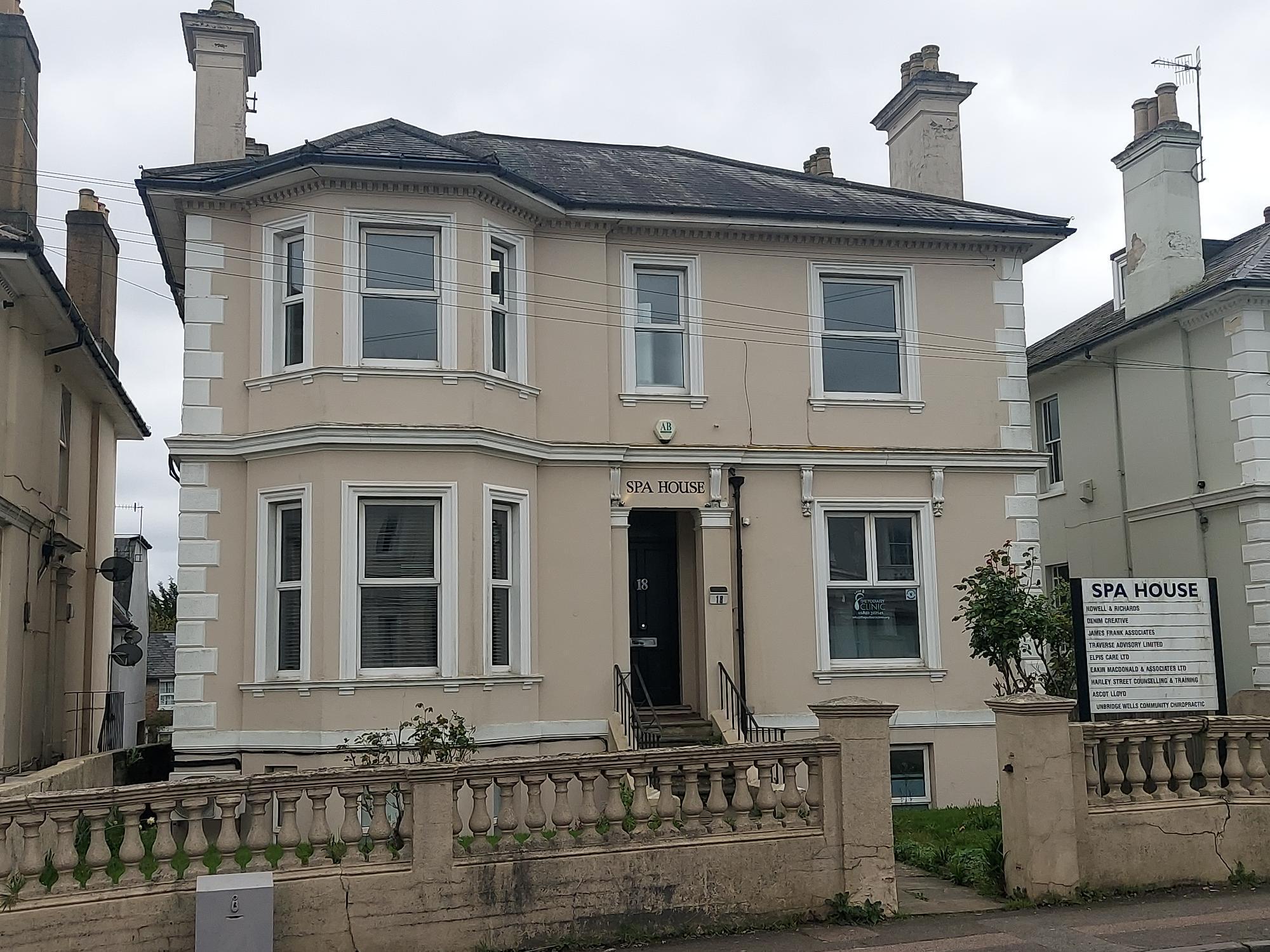 18 Upper Grosvenor Rd, Tunbridge Wells à louer Photo de l’immeuble– Image 1 sur 10
