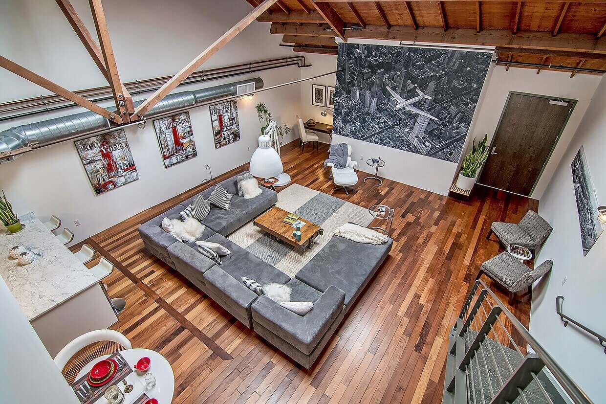 1046 Princeton Dr, Venice, CA à louer Photo de l’immeuble– Image 1 sur 11