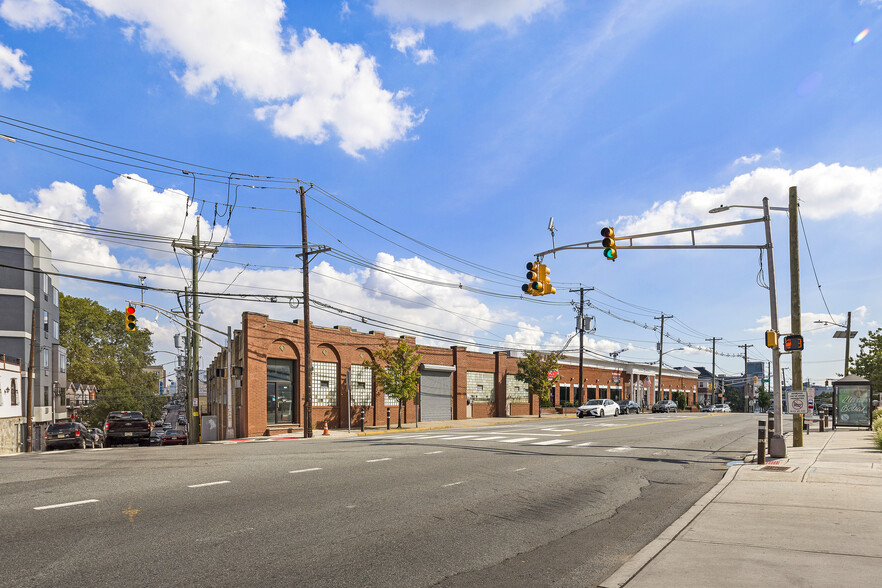 5620 John F. Kennedy Blvd W, West New York, NJ à louer - Photo de l’immeuble – Image 1 sur 3