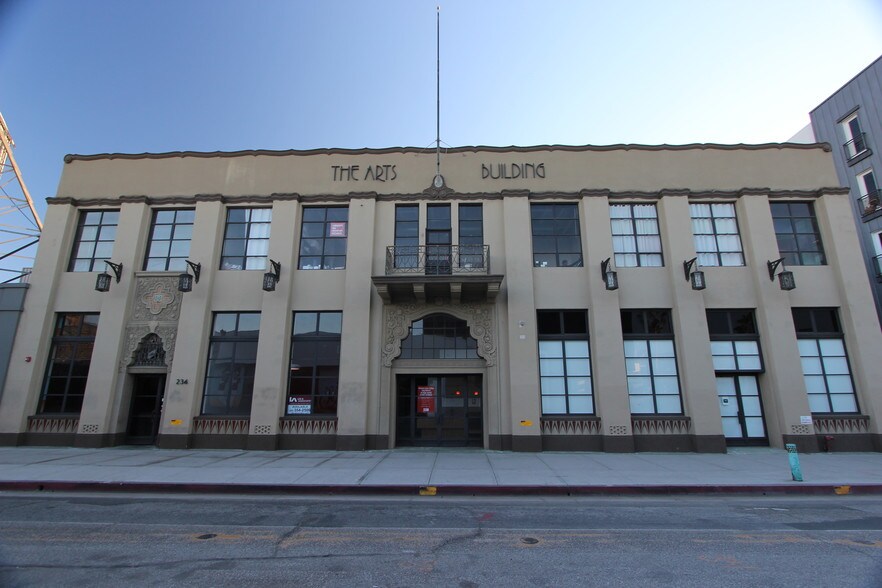 230-236 E 3rd St, Long Beach, CA à louer - Photo de l’immeuble – Image 1 sur 7