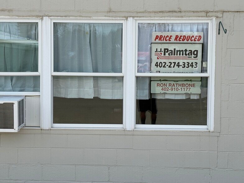 833 Nemaha St, Humboldt, NE à vendre - Photo de l’immeuble – Image 2 sur 29