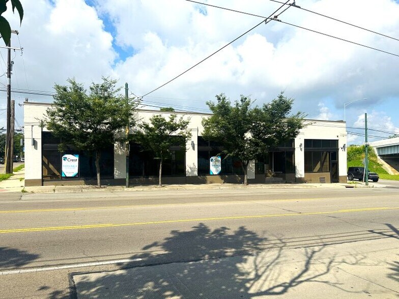 735 Wayne Ave, Dayton, OH à louer - Photo de l’immeuble – Image 3 sur 7