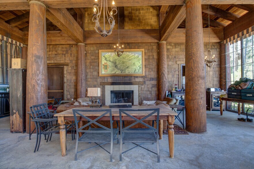 65745 Big Meadows Road, Kings Canyon National Pk, CA à vendre - Photo de l’immeuble – Image 3 sur 62