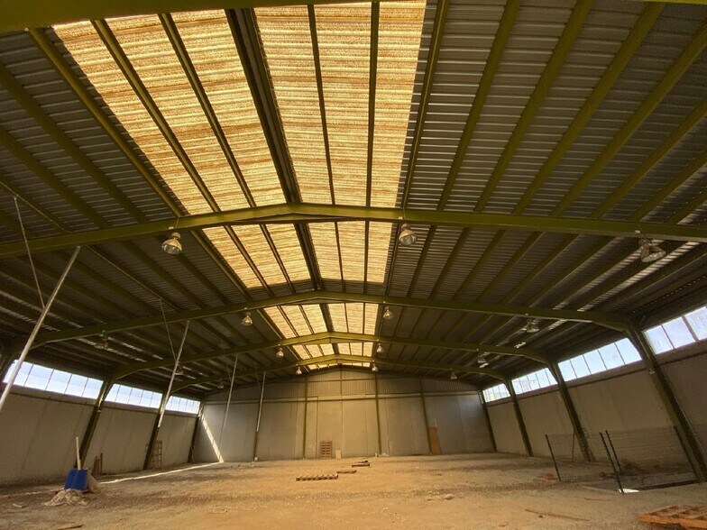 Industriel/Logistique dans Jumilla à vendre - Photo intérieure – Image 2 sur 8