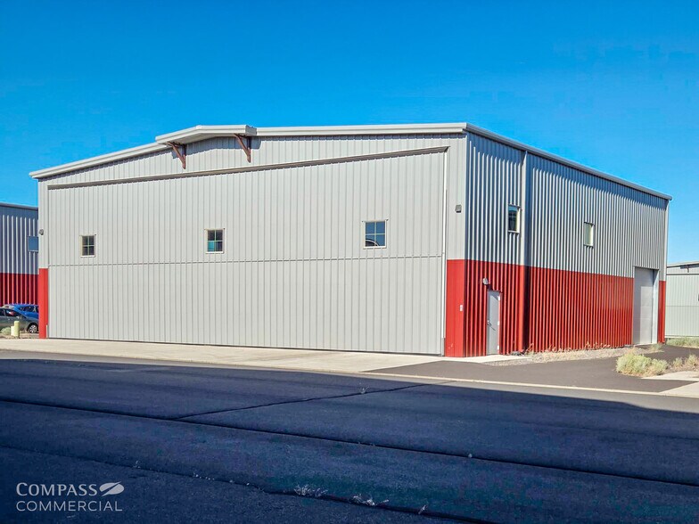 63205 Gibson Air Rd, Bend, OR à vendre - Photo de l’immeuble – Image 1 sur 10