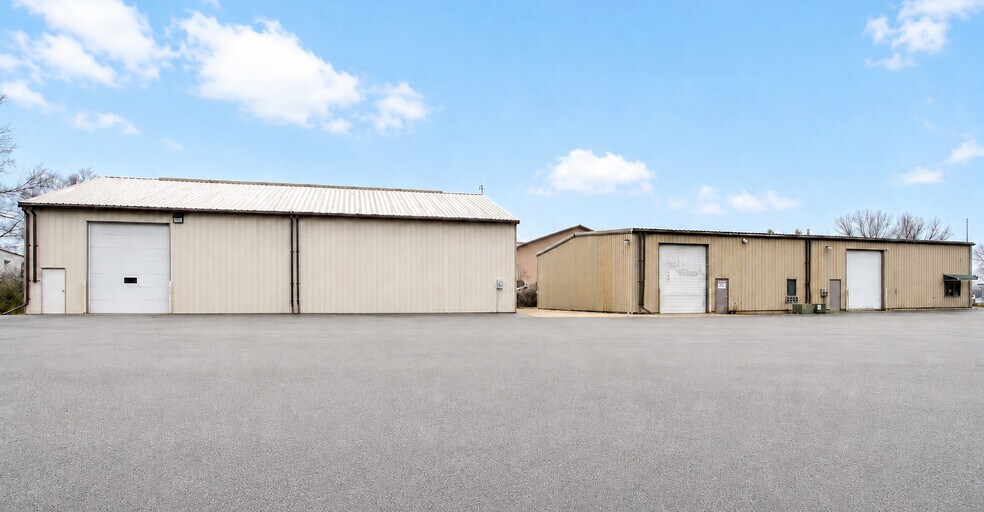 860 Quaker Ave, Jordan, MN à vendre - Photo de l’immeuble – Image 1 sur 5