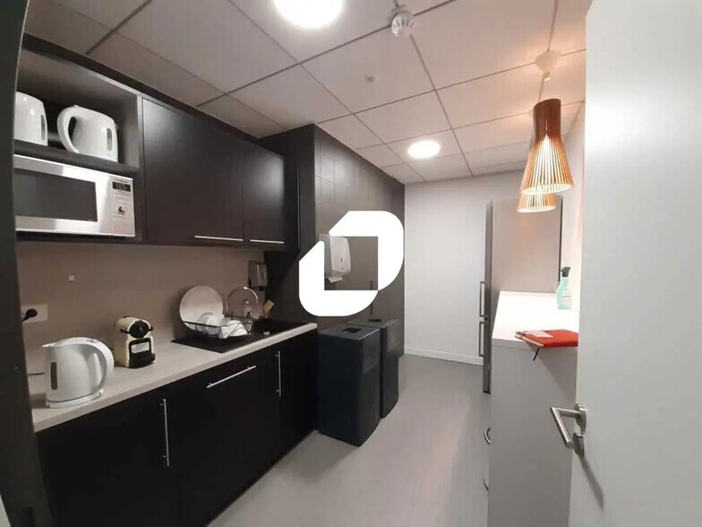 Bureau dans Meudon à louer - Photo de l’immeuble – Image 2 sur 9