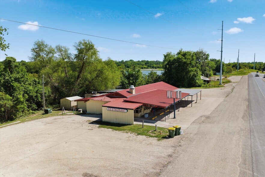 1008 State Highway 6, Marlin, TX à vendre - Photo de l’immeuble – Image 2 sur 11