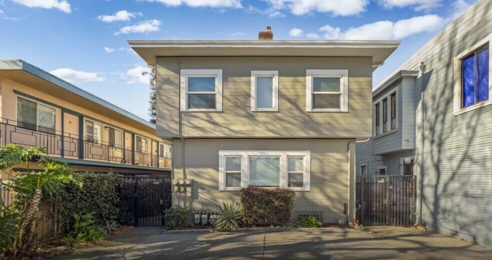 6437 Telegraph Ave, Oakland, CA à vendre - Photo de l’immeuble – Image 2 sur 8