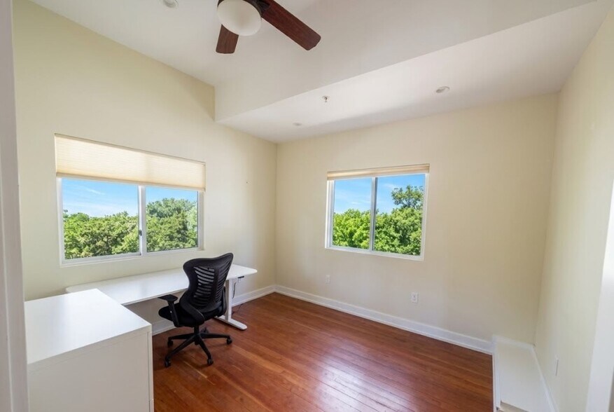292 Red Hill Ave, San Anselmo, CA à louer - Photo intérieure – Image 3 sur 8