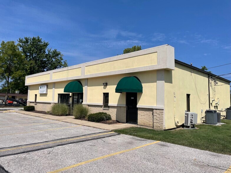 1350 W Bagley Rd, Berea, OH à vendre - Photo principale – Image 1 sur 3