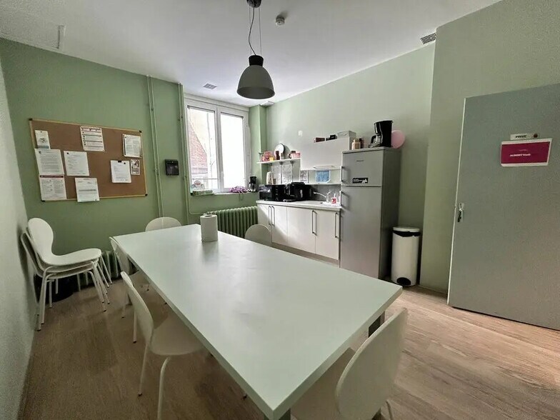 Bureau dans Chalon-sur-Saône à louer - Photo intérieure – Image 2 sur 4