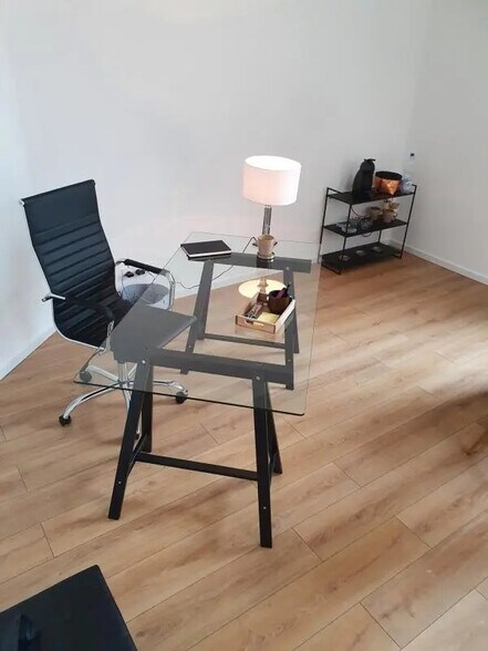 Bureau dans Freyming-Merlebach à louer - Photo intérieure – Image 3 sur 10