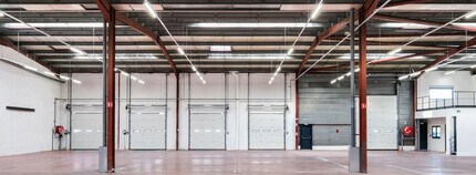 22 Avenue Du 24 Août 1944, Corbas à louer Photo intérieure– Image 2 sur 7